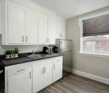 1324-1332 Monterey Avenue | 1324-1332 Monterey Avenue, Hamilton - Photo 1