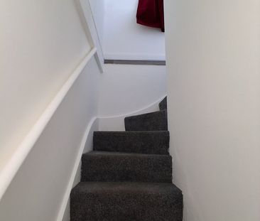 Studio Flat, Torridon Road, SE6 - Photo 3