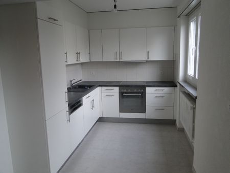 Per sofort oder nach Vereinbarung zu vermieten! Moderne 3.5 Zi-Wohnung, Grenchen - Photo 4