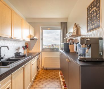 App met 1 slpk, 2 terrassen en ondergrondse autostaanplaats. - Photo 4