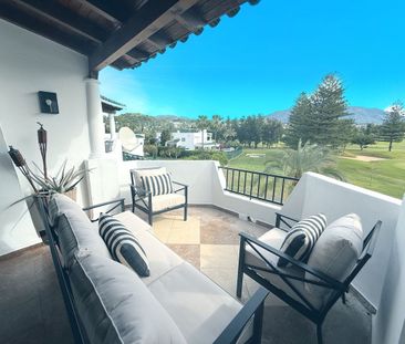 House – Townhouse in Nueva Andalucía - Photo 6