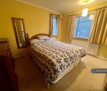 3 bedroom detached house to rent - Photo 3