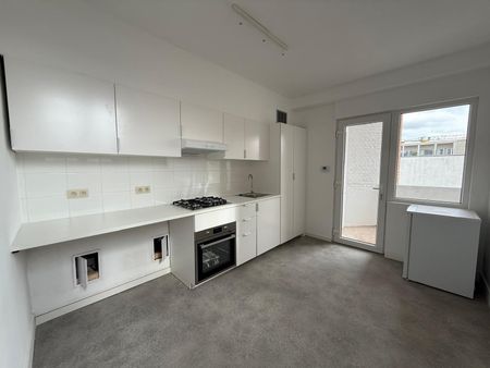 2 SLPK appartement te huur op de 3de verdieping, gelegen op het Falconplein - Foto 5