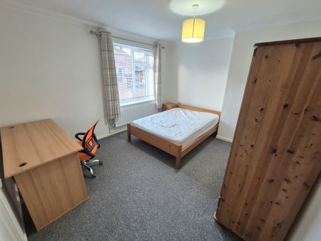 Nasmith Road, Norwich - Photo 3