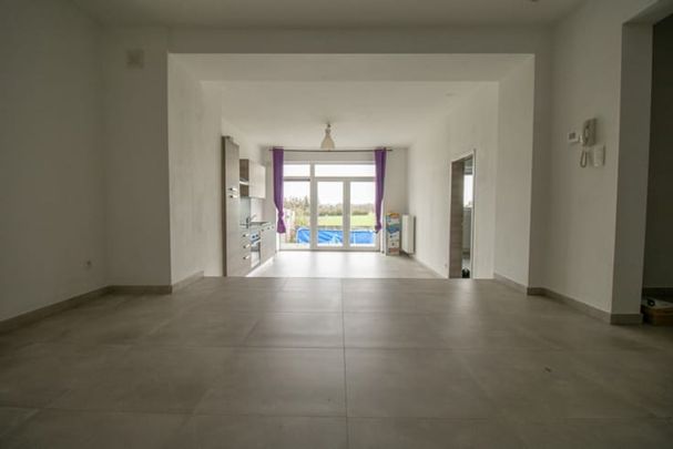 Appartement te huur - Foto 1