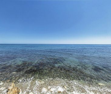 Frontline Beach Apartment for Rent in Calahonda - Photo 6