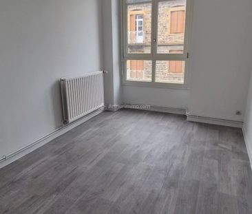 Location Appartement 4 pièces 97 m2 à Saint-Forgeux - Photo 2