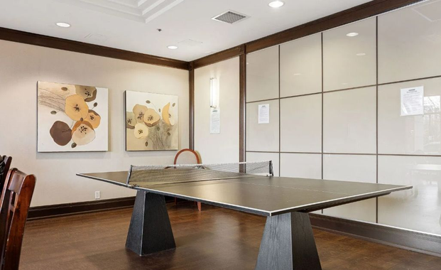 For Lease - 18 Harding Boulevard Unit# 409, Richmond Hill, Ontario - Photo 1