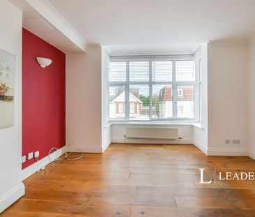 2 bedroom apartment to rent Burnaby Road, Bournemouth, Dorset, BH4 - Photo 3