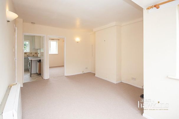 1 bedroom ground floor maisonette to rent - Photo 1