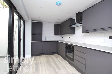 1 Bed property for rent - Photo 2