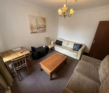 5 bedroom flat to rent - Photo 6