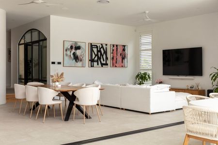 Prestige Living in Yeronga's Exclusive 'O' Street - Photo 3