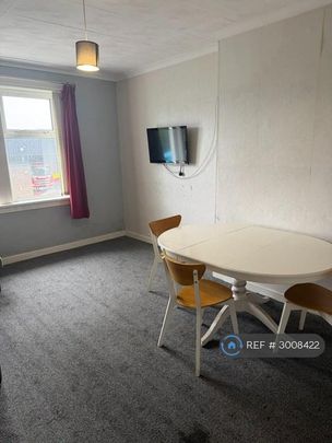 2 bedroom maisonette to rent - Photo 1