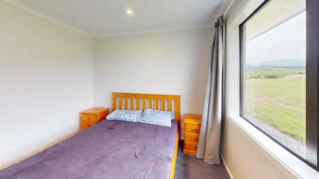 Fitzherbert - 4 Bedrooms - Photo 2