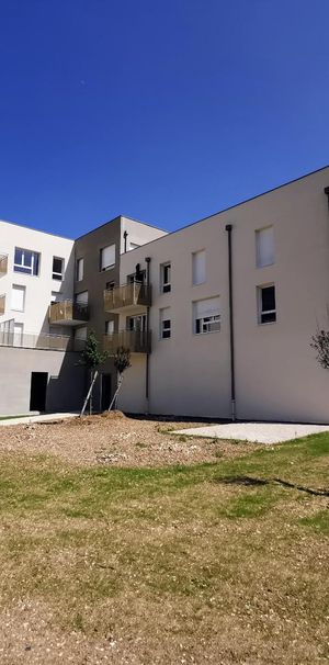 Location Appartement 3 pièces 65m² CHAMBRAY LES TOURS 37170 - Photo 1