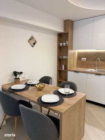 Închiriere Apartament 3 camere, 2 băi, terasă + Parcare | Cortina Nort - Fotografie 4
