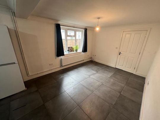 3 bedroom house to rent - Photo 1