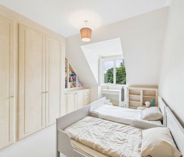 4 bedroom House in The Hawthorns, Reading - Photo 6