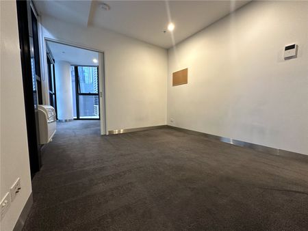 502/33 Clarke Street - Photo 4