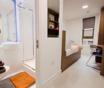 Silver En Suite - Photo 3