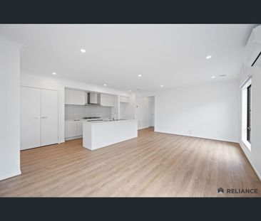 444 Mandalay Circuit, Beveridge, Vic 3753 - Photo 3