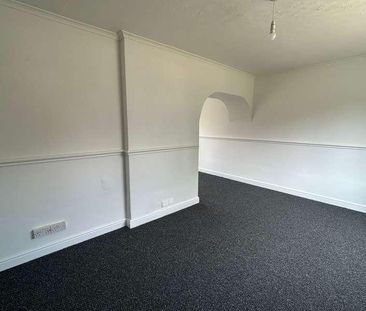 Lynside Walk, Manchester, M22 - Photo 2
