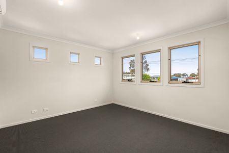 1/5 Logan Street, Glenroy VIC 3046 - Townhouse For Rent | Domain - Photo 2
