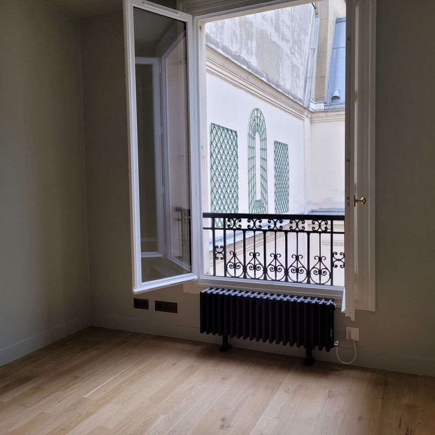 Rue des Chartreux, 75006, 2 pièces, 49.62 m2 - Photo 1