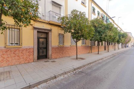 Apartamento de alquiler en Cl Sagrada Familia 3 Granada (granada), 3, Angustias - Chana - Encina - Photo 2