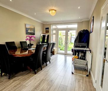 3 bedroom semi-detached house to rent - Photo 2