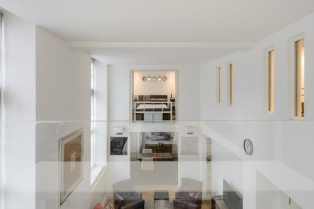 The Academy, Lawn Lane, Vauxhall, London SW8 - Photo 4