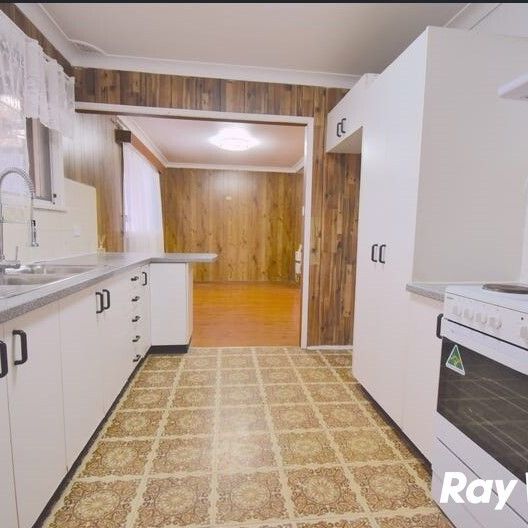 Three Bedroom Family Home - Quiet Neighbourhood - Photo 1