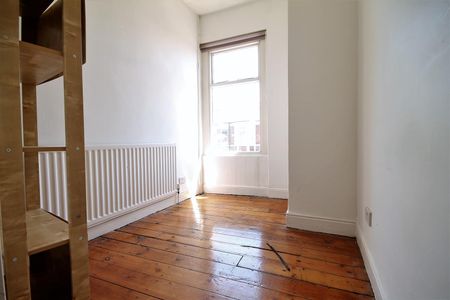 Warwick Street, Heaton - Photo 3