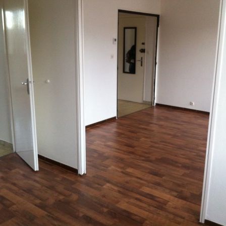 Location Appartement 4 pièces 62m² MONISTROL SUR LOIRE 43120 - Photo 3