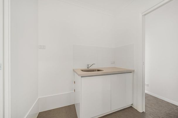 MODERN TWO BEDROOM DUPLEX - Photo 1