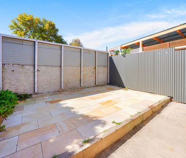 Spacious Character Home in the heart of Neutral Bay - Photo 4