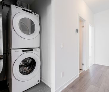 For Lease - 3020 Trailside Drive Unit# 131, Oakville, Ontario - Photo 1