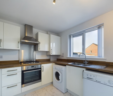 3 bedroom terraced house to rent - Photo 4