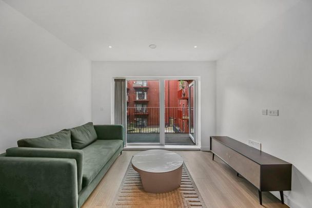 3 bedroom apartment to rent - Photo 1