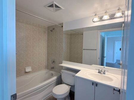 For Lease - 15 Greenview Avenue Unit# 1411, Toronto, Ontario - Photo 2