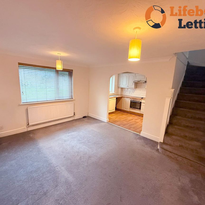 Turnpike Hill, Hythe - Photo 1