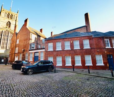 3 Bed Terraced House, Commerce Square, NG1 - Photo 5
