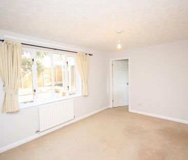 2 bedroom terraced house to rent - Photo 2
