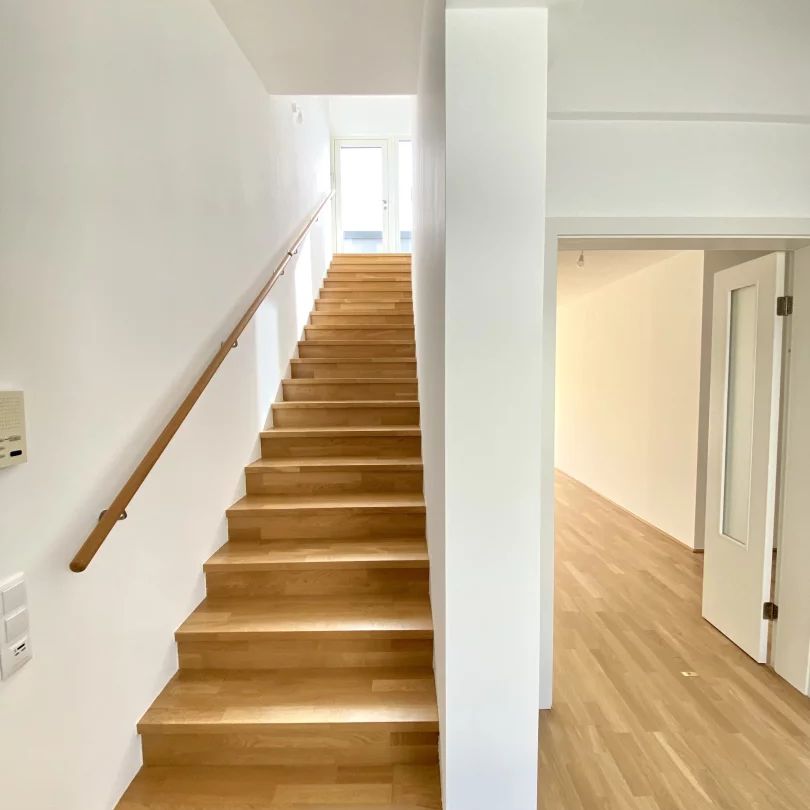 Traumhafte 4-Zimmer Dachgeschosswohnung mit Dachterrasse - Foto 1