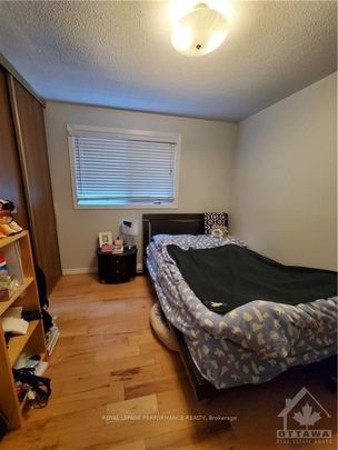 For Lease - 1064 Alenmede Crescent, Britannia Heights - Queensway Terrace N and Area, Ontario - Photo 1