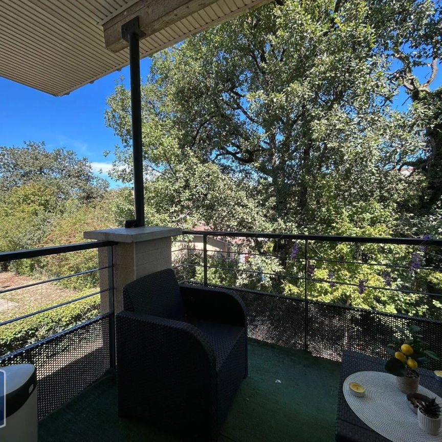 Appartement à louer 3 pièces 61.99m² - Photo 2