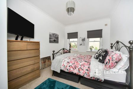1 bedroom apartment to rent Brunswick Square, Hove, BN3 - Photo 4