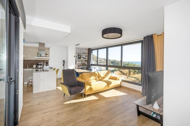 3 room luxury Flat for rent in Villajoyosa, Valencia - Photo 1