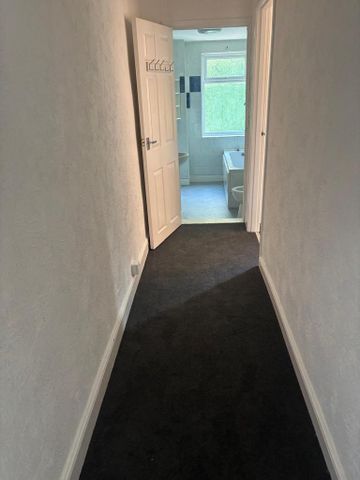 2 bedroom terraced house to rent - Photo 5